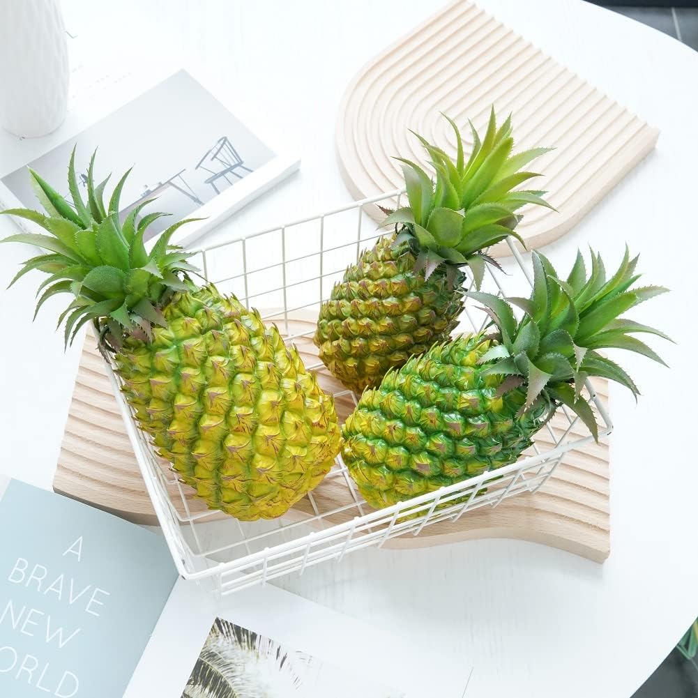QIRMIZI Artificial Pineapple -Simulated Fruit Decoration, Lifelike Fake Fruit Model, Perfect for Home Decor, Kitchen, Party & Photography Prop – Realistic & Eco-Friendly,Green Small