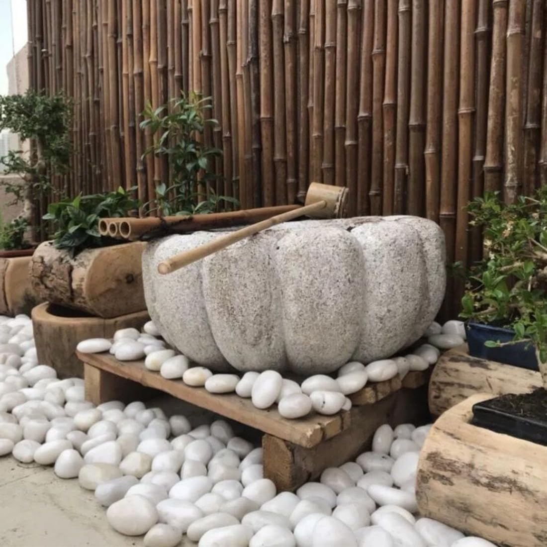 40lbs White River Rocks for Landscaping, 2-3 Inch Natural Pebbles for Indoor Plants, High Polished Decorative Stones Garden Outdoor and Indoor DIY Vase Filler Fish Tank Aquariums