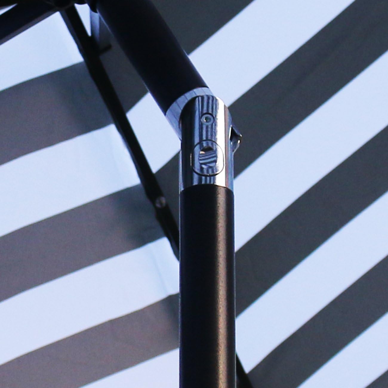 Sunnyglade 9' Solar 24 LED Lighted Umbrella with 8 Ribs Adjustment and Crank Lift System for Patio - Black and White