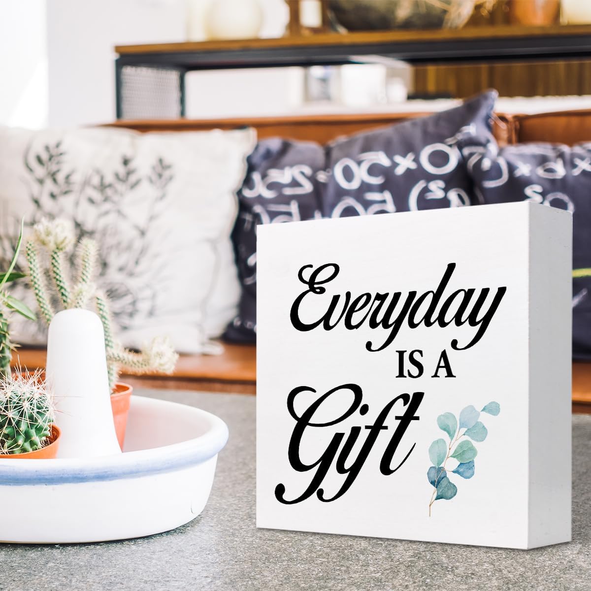 z-crange Everyday is a Gift Wood Block Sign, Rustic Inspirational Wooden Box Plaque for Home Dining Room Office Shelf Table Decor