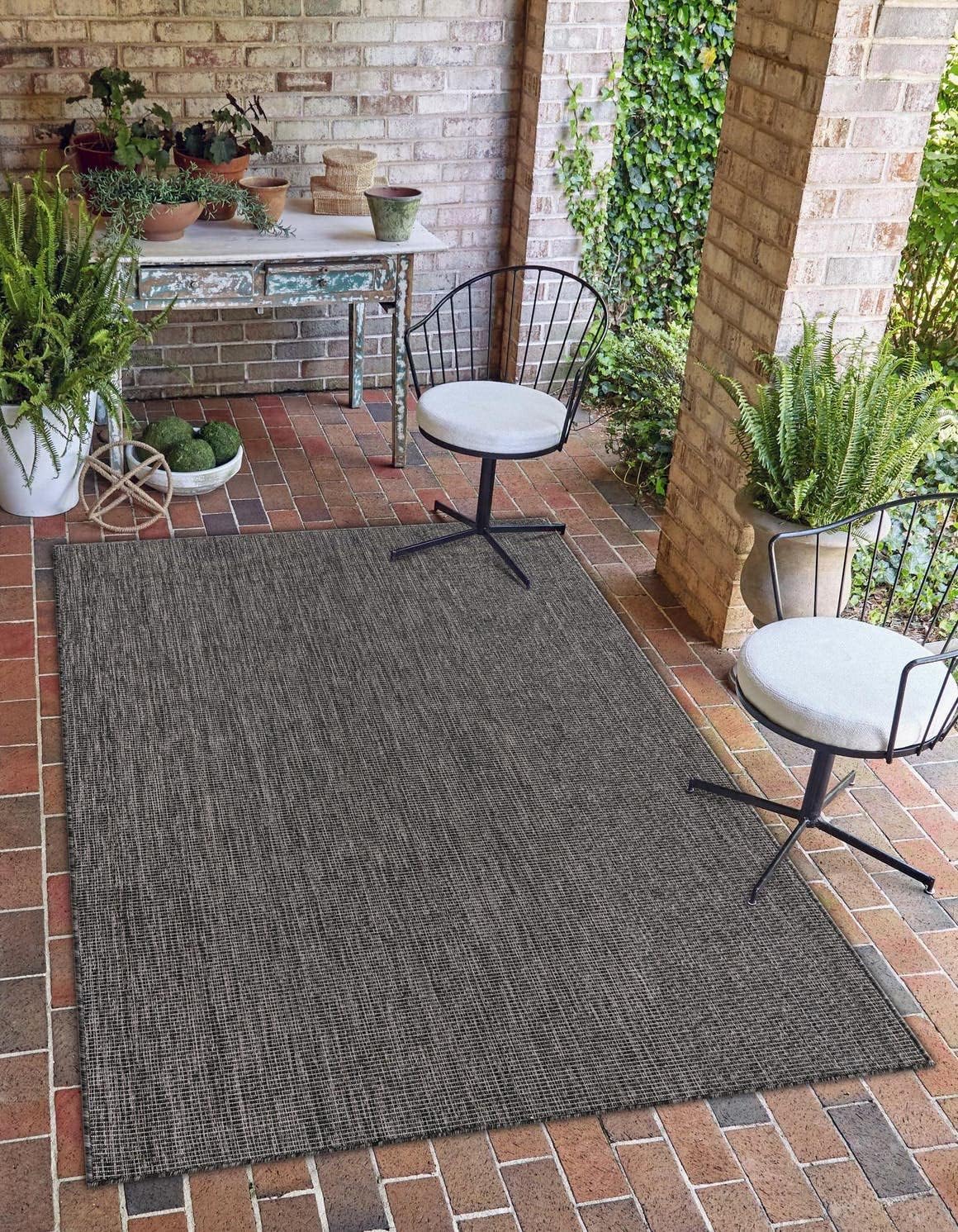 Unique Loom Outdoor Solid Collection Area Rug (10' x 14' Rectangle Black/Ivory)