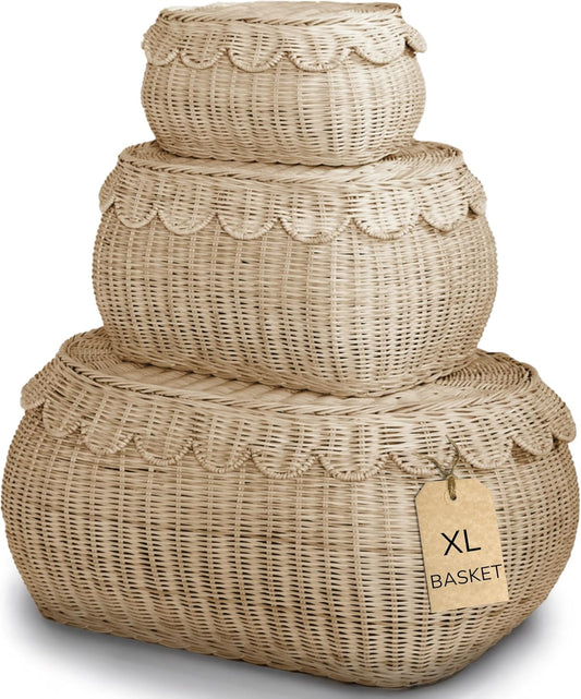 BEBE BASK Large Scalloped Basket Set Of 3 - Hand-Woven & Award-Winning Scallop Basket - XL - Extra Large for Blankets 22 x 16 x 10 In - Elegant Wicker With Scalloped Edge Lid (Natural)