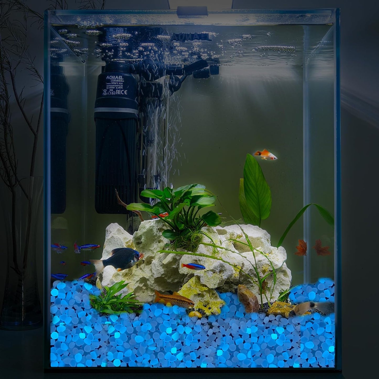 Oubest Glow in The Dark Rocks for Outdoor Landscaping, Decorative Garden Pebbles, Luminous Stones for Vases, Pathway, Walkway, Yard, Patio Decor, Glowing Gravel for Fountain, Driveway, 1000PCS, White