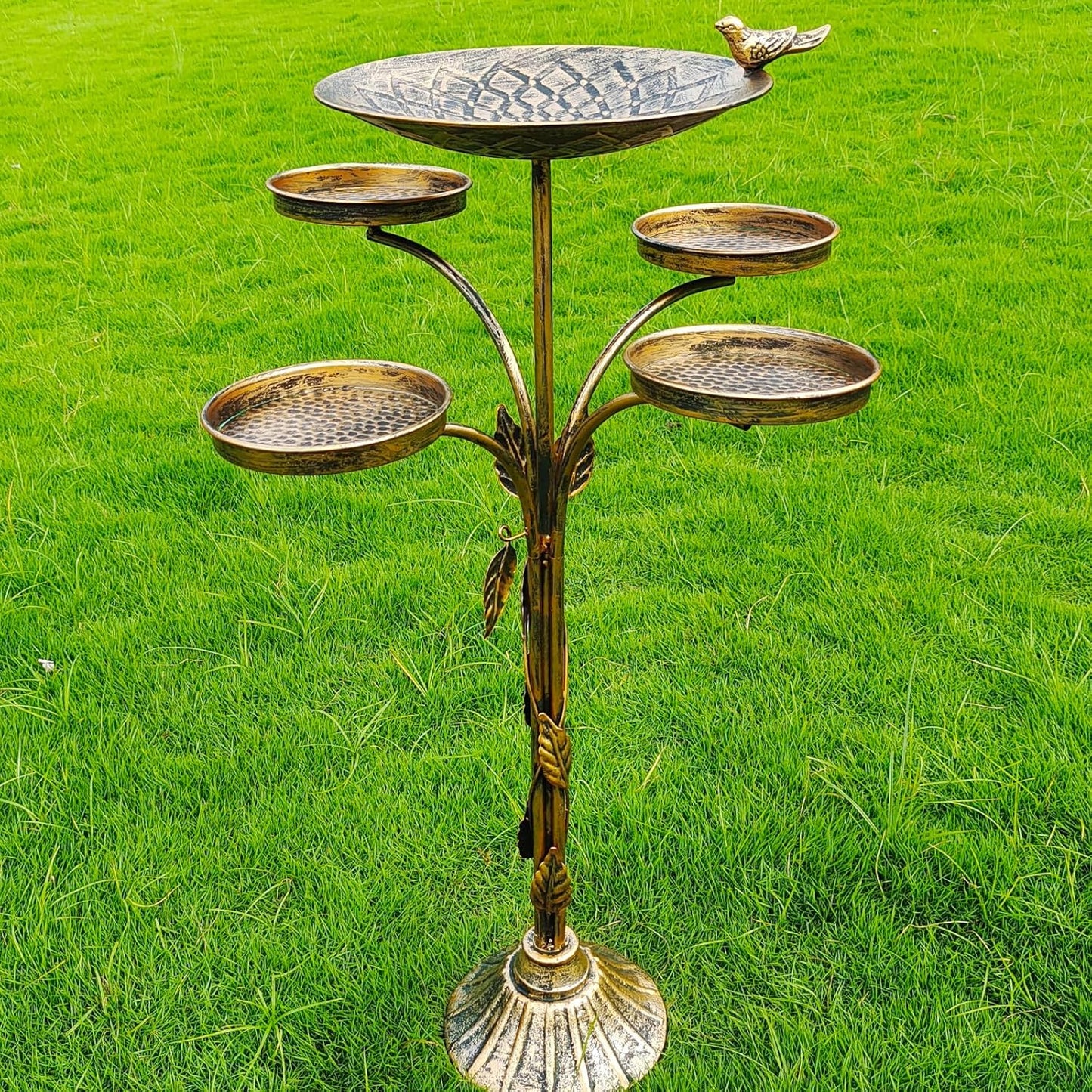 33.5 "H Cast Iron Base Outdoor Bird Bath, Metal Bird Feeding Bowl Tray, Metal Bird Bath Garden Patio Decor