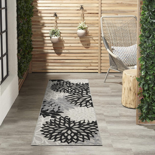 Nourison Home Aloha 6' Runner Black White Fabric Tropical Area Rug (6' Runner)