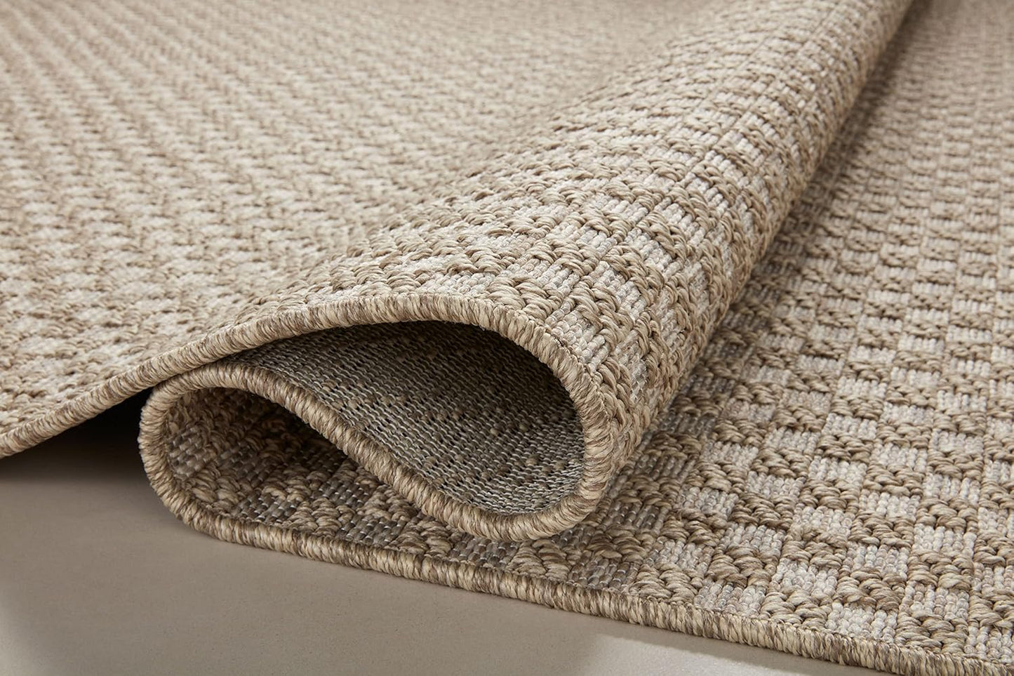 Loloi Dawn Collection Indoor/Outdoor DAW-02 Tan 2'-3" x 3'-9" Accent Rug