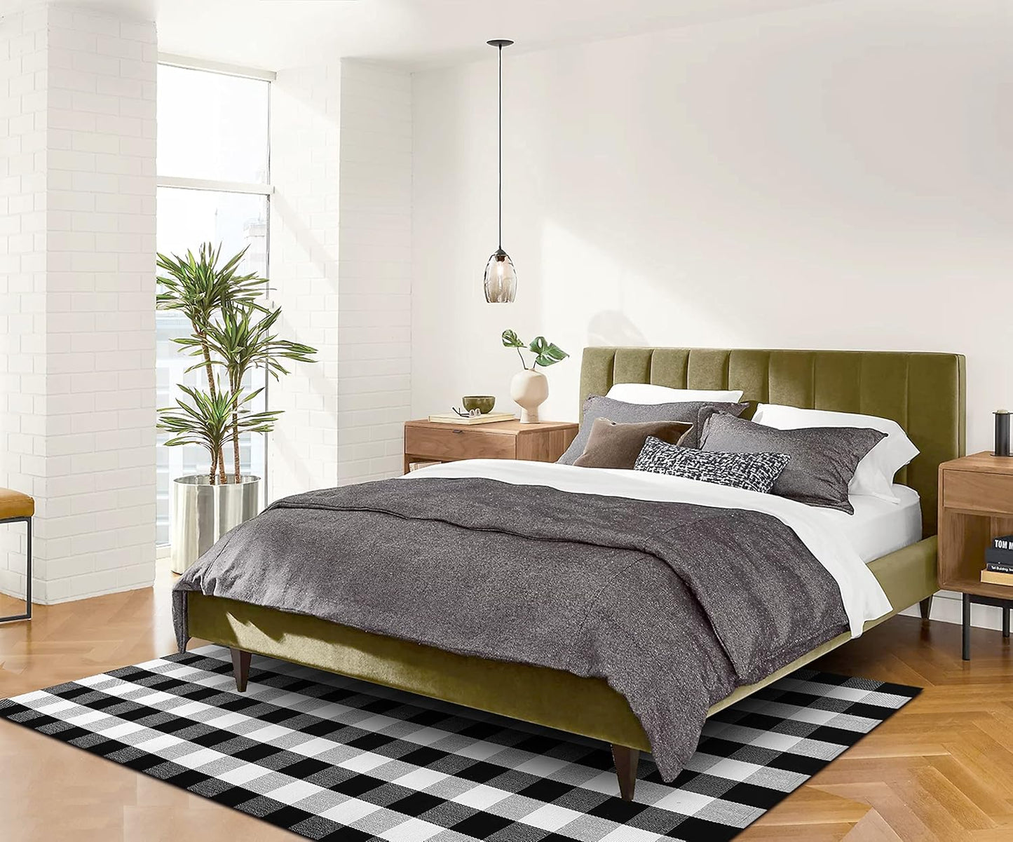 IOHOUZE Buffalo Plaid Rug 5x7 Ft Indoor Outdoor Rug, Washable Rugs for Living Room, Spring Summer Welcome Mats Outdoor, Black White Rug for Farmhouse/Entryway/Home Entrance