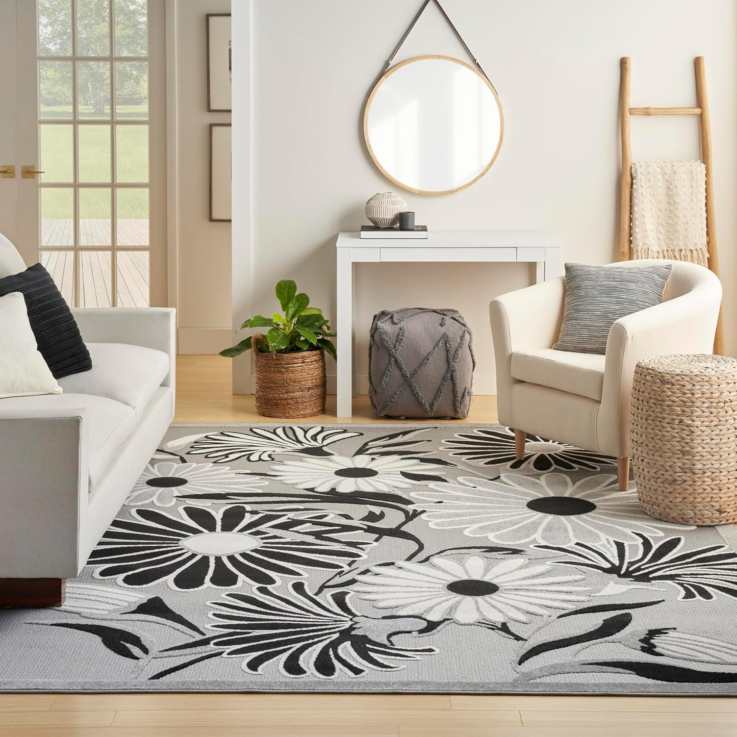 Nourison Home Aloha 8' x 11' Black White Fabric Contemporary Area Rug (8' x 11')