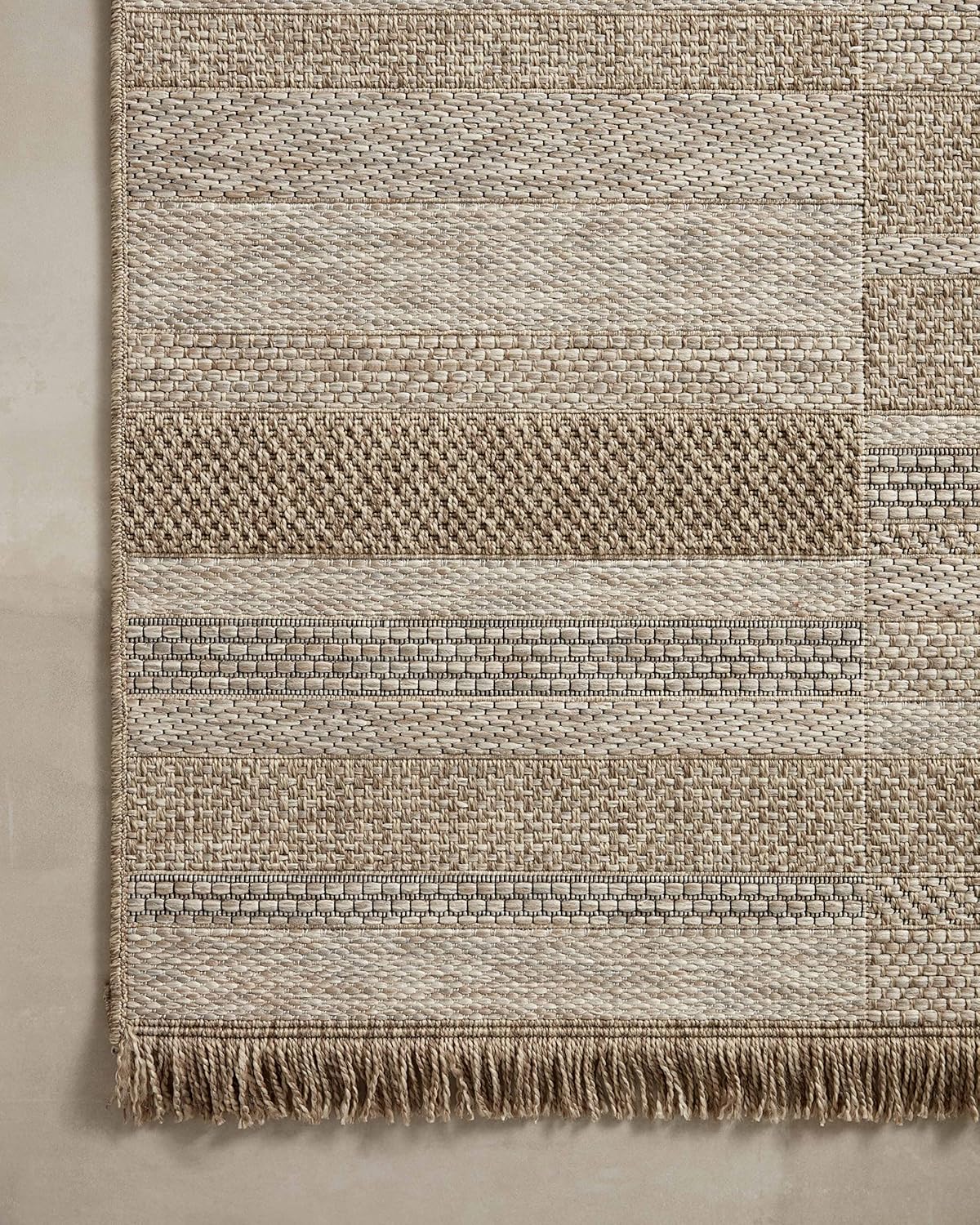 Loloi Dawn Collection Indoor/Outdoor DAW-03 Brown 5'-1" x 7'-7" Area Rug